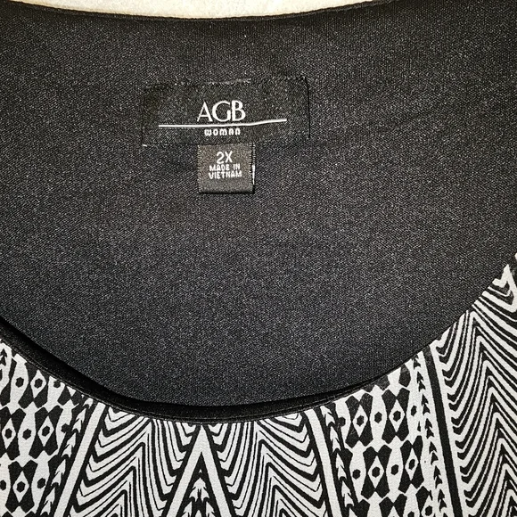 2x AGB Black and Blue Sheer Blouse with Long Angel Sleeves and Geometric Pattern - Picture 4 of 6